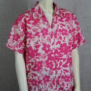 Pink Hawaiian button up summertime shirt